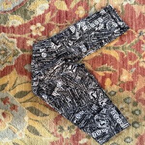 Lululemon Athletica Black and White Graphic Leggings